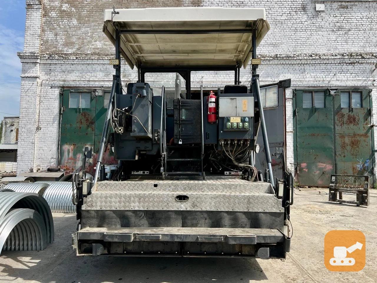 Продаётся асфальтоукладчик Volvo ABG Titan 8820 с плитой VDT‑V 78 — фото 2