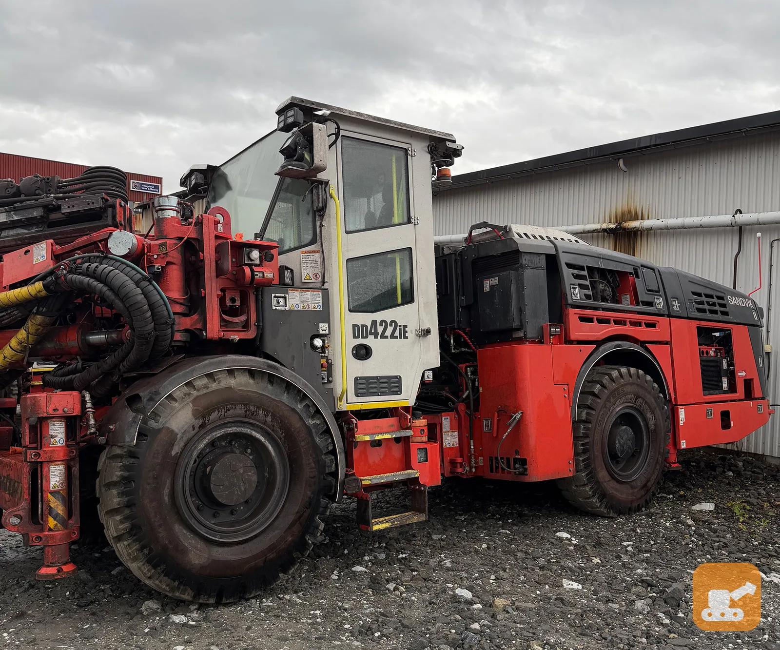 Электрическая шахтная буровая установка Sandvik DD422iE Б/У с доставкой в Екатеринбург