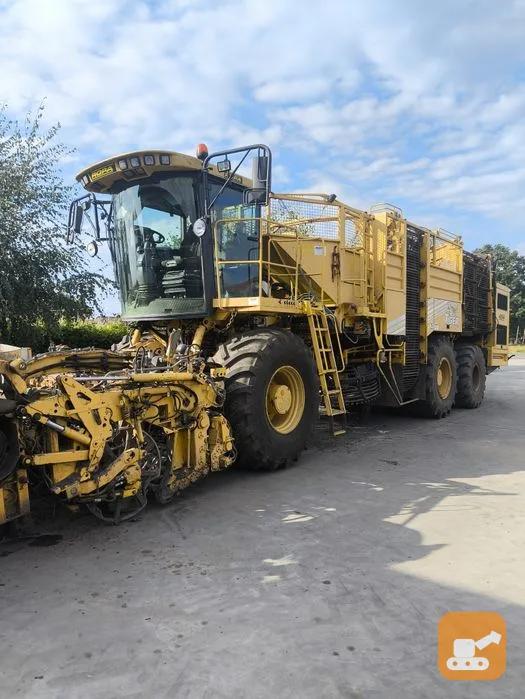 Свеклоуборочный комбайн ROPA Euro Tiger V8-3 2007 Б/У с доставкой в Барнаул