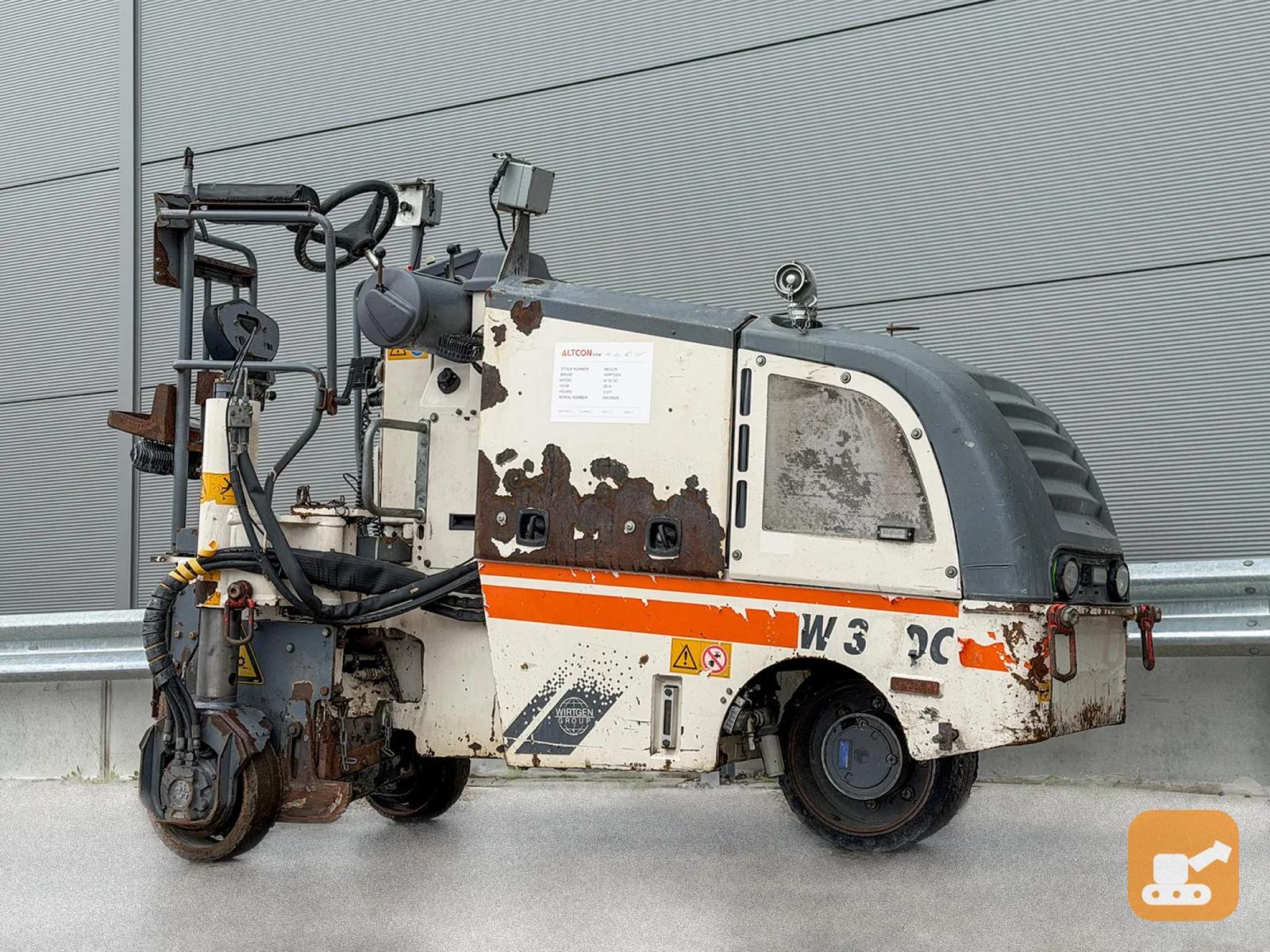 Дорожная фреза Wirtgen W 35 DC Б/У с доставкой в Челябинск