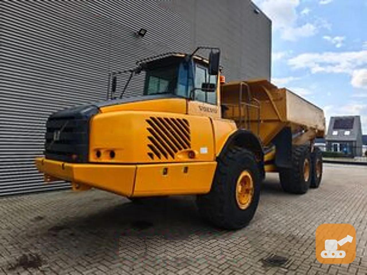 Сочленённый карьерный самосвал Volvo A35E Б/У с доставкой в Якутск