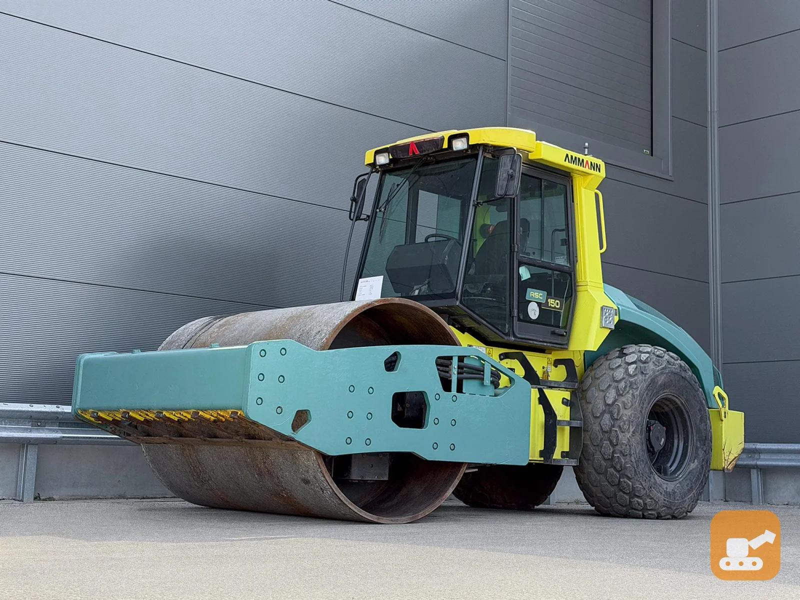 Грунтовый каток Ammann ASC 150 Б/У с доставкой в Сургут