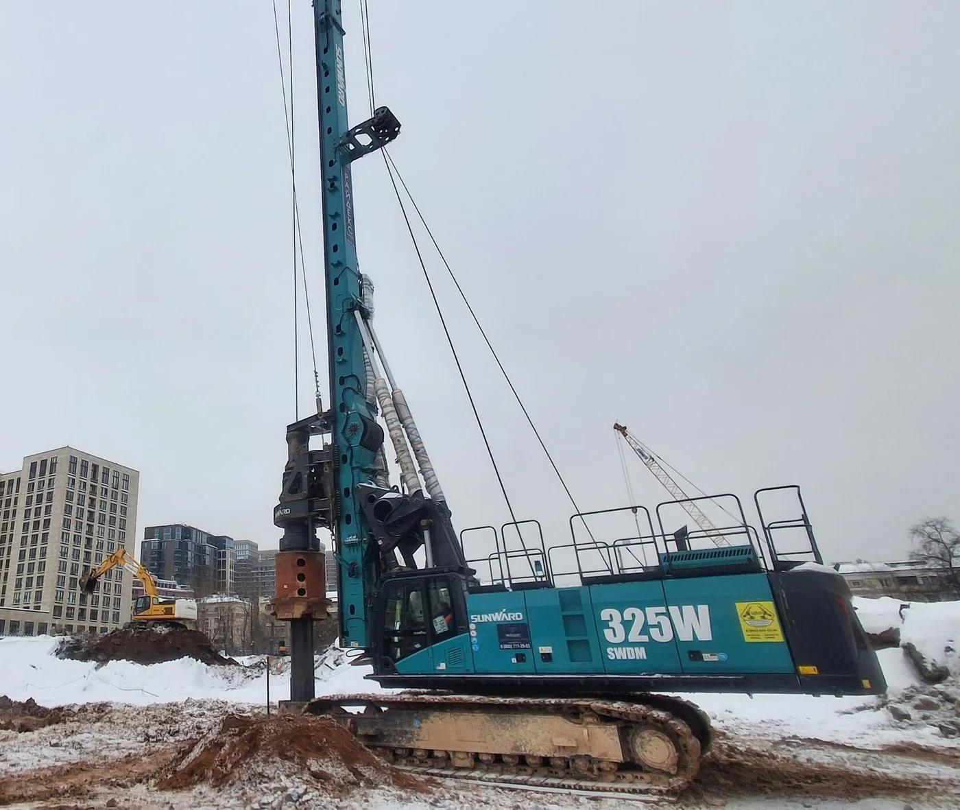 Бурение свай большого диаметра до 2500 мм — SUNWARD SWDM325W