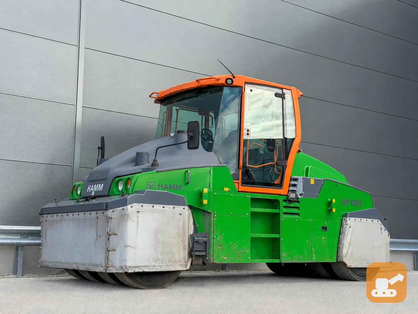 Пневмоколёсный каток HAMM HP 180i Б/У с доставкой в Тюмень