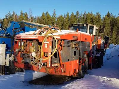 Шахтная буровая каретка Sandvik DD421-S60C Б/У с доставкой в Новосибирск