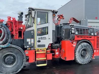 Тоннельный буровой комплекс Sandvik DT922i Б/У с доставкой в Воронеж