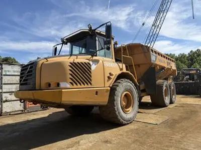 Сочленённый карьерный самосвал Volvo A30D Б/У с доставкой в Сыктывкар