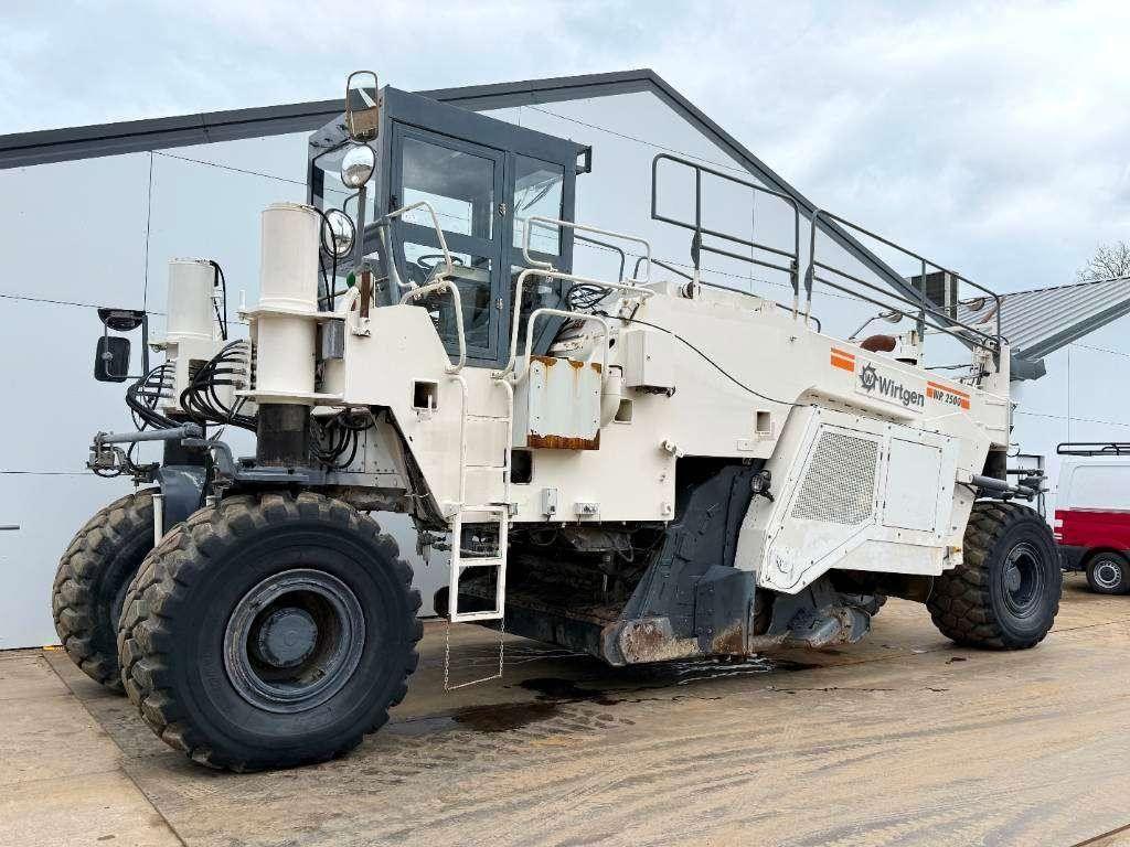 Аренда ресайклера Wirtgen WR 2500 S