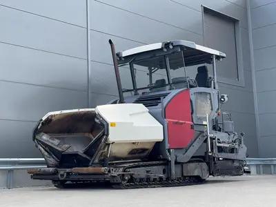 Асфальтоукладчик DYNAPAC SD2500CS Б/У с доставкой в Барнаул